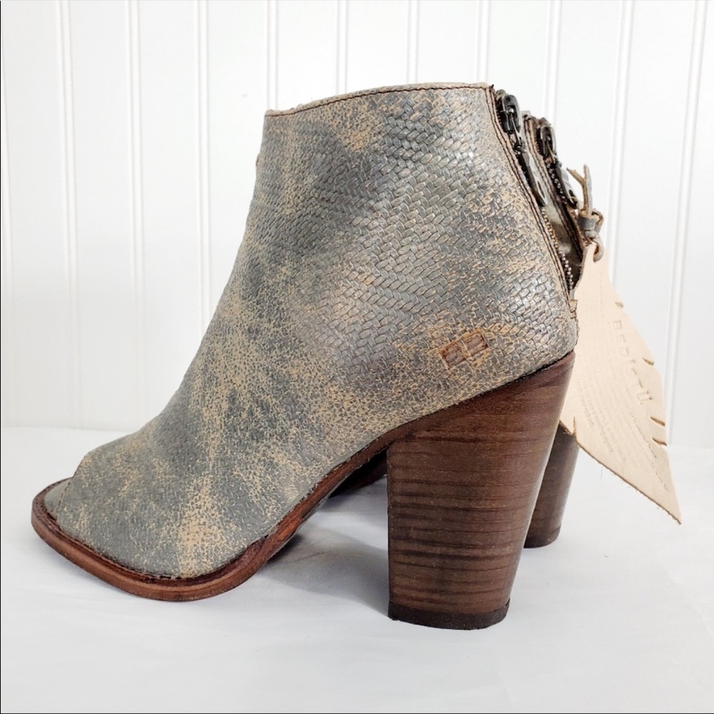 Bed|Stu ONSET PEEP TOE STACKED HEEL BOOTIE